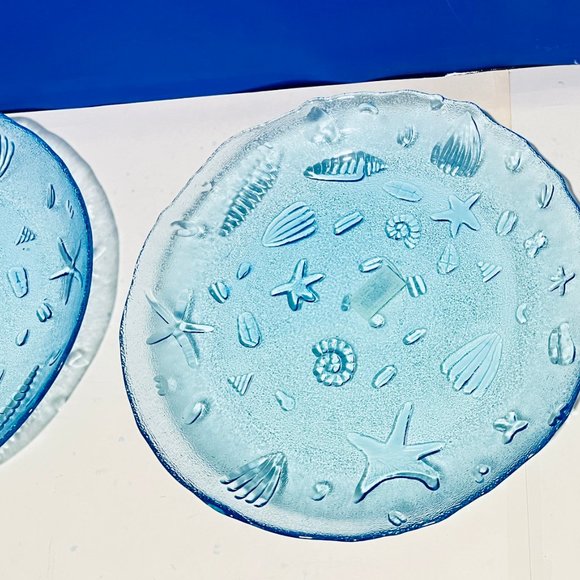 NEW… Set of Two [2] Glass Sea Shell Plates, by Beachcombers, 11.25” Approximate - Picture 12 of 16